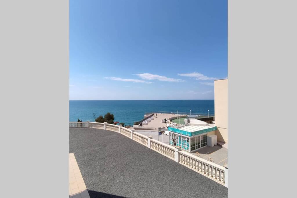 Paradis Salou, Centro Turistico, Wifi, Piscina, Vistas Al Mar Экстерьер фото